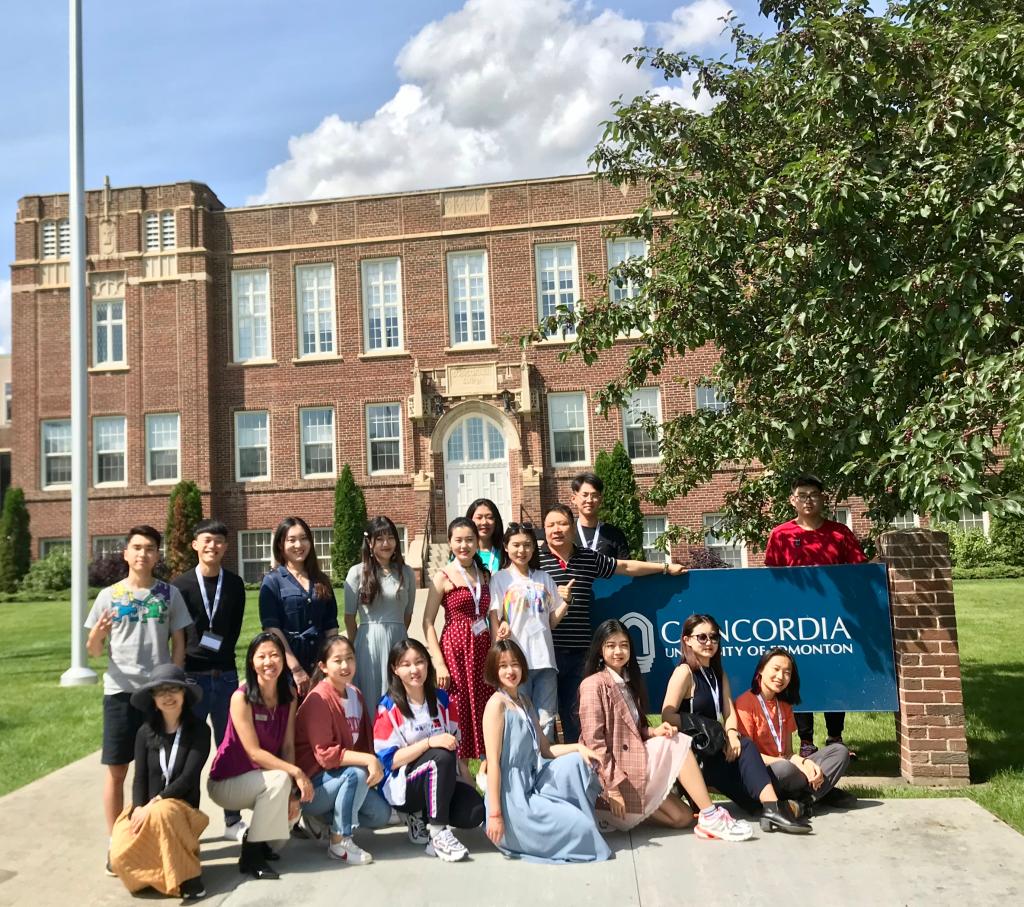 haopangbo@qq.com.120个词左右.最好是自己写的