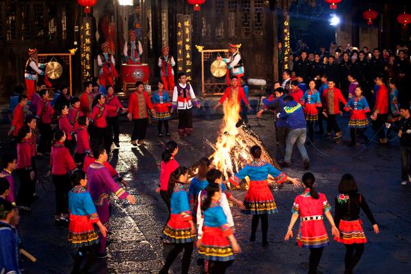 南边过年习俗有哪些