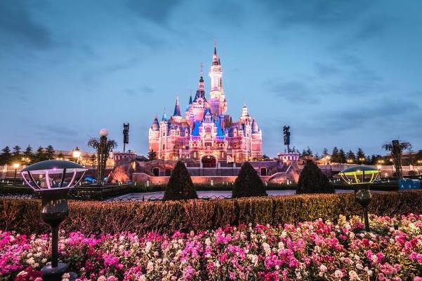 游乐园最近的地方