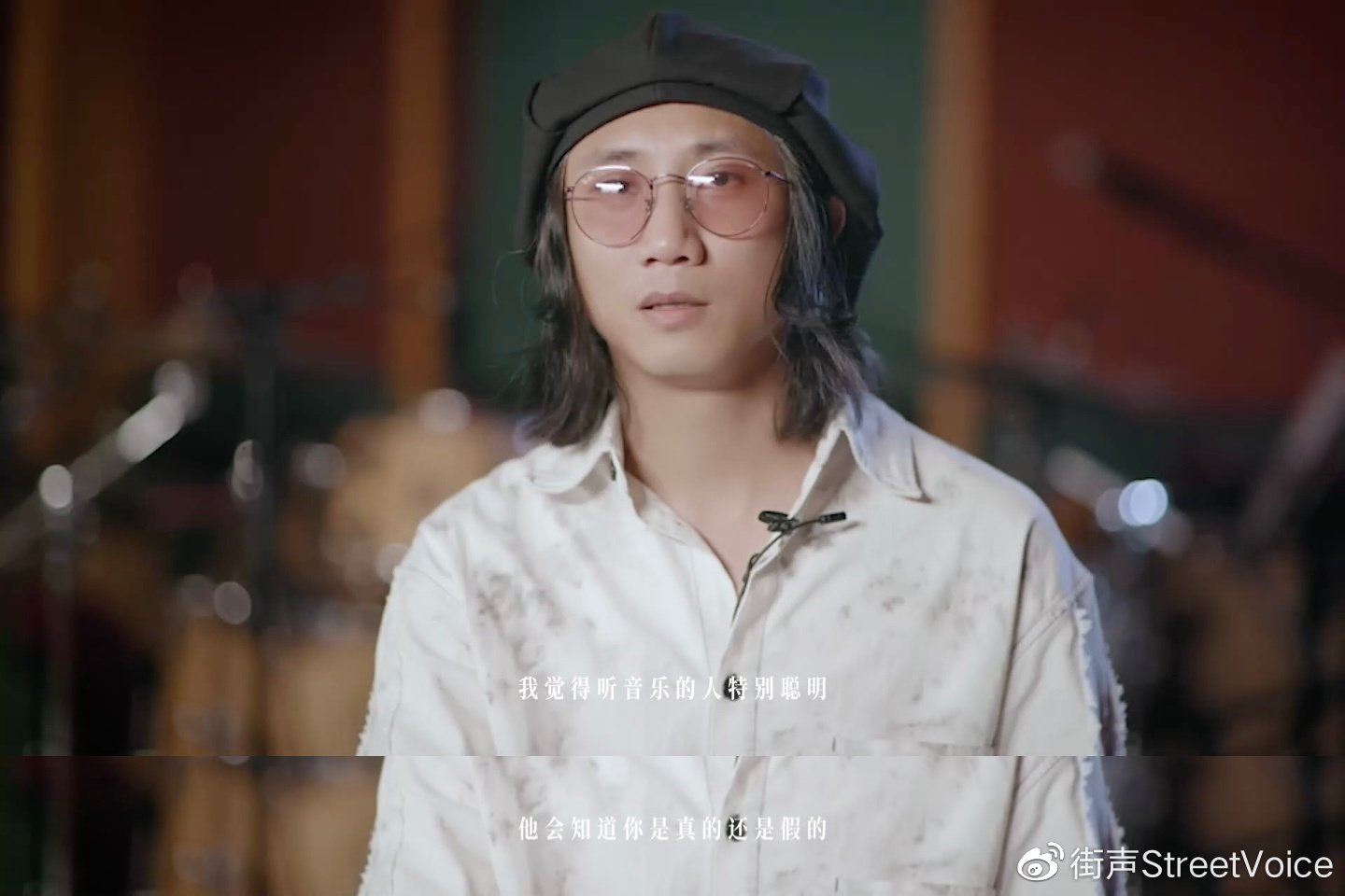 或许旅行团想到了什么