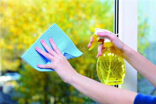 如何去除玻璃残胶