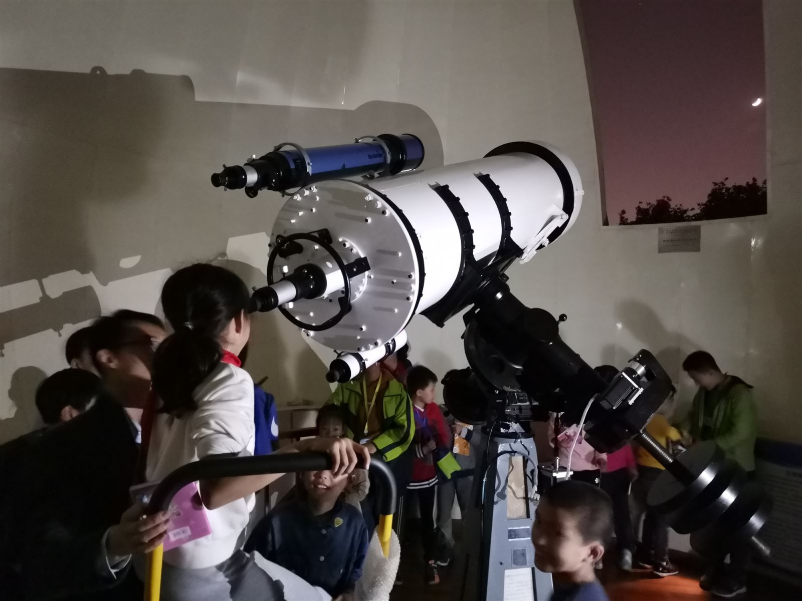 最好跟天文有关的书