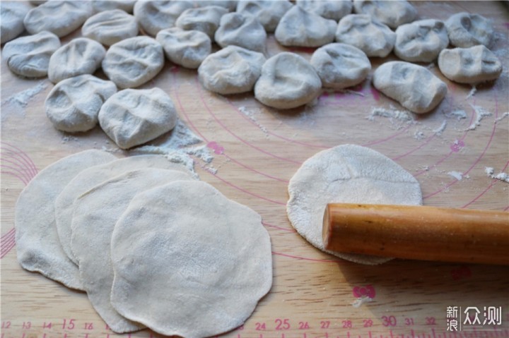 过年包什么馅儿的饺子寓意好一点