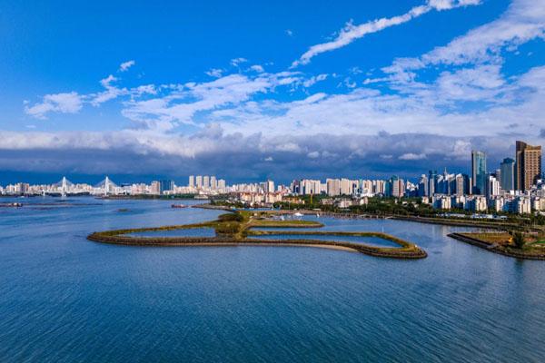 海口可玩的中介公司