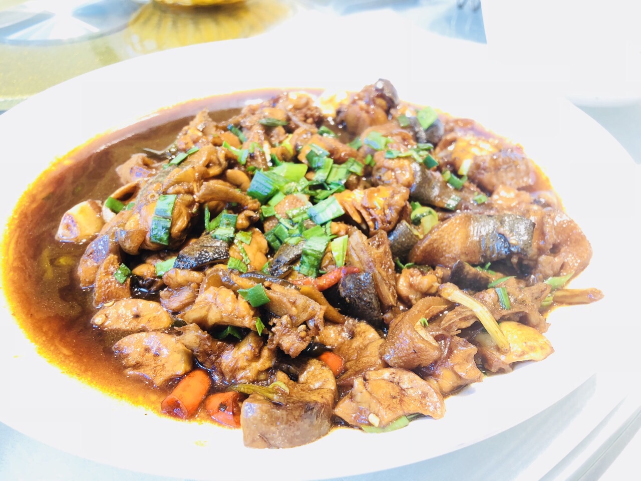 左近市区有些什么好玩的中央